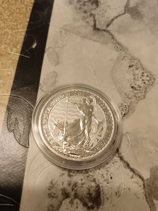 Сребърни монети 1 оz 999 Кругерранд Британия Кленов лист