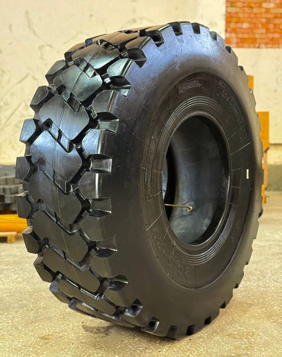 Шины для СпецТехники Есть Разнные Размеры