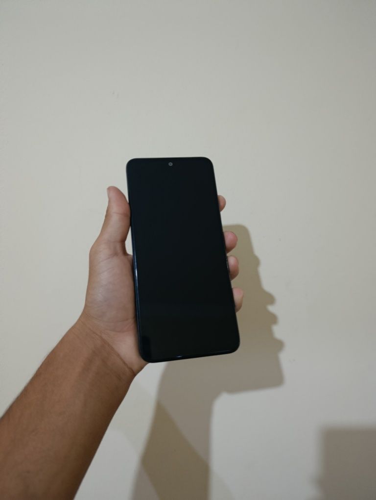 Redmi note 12 sotiladi