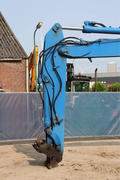 Excavator 22t motor perkins, cat volvo dosan