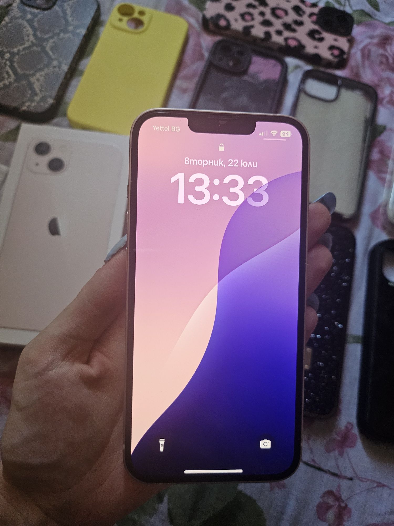 Iphone 13 pink отличен