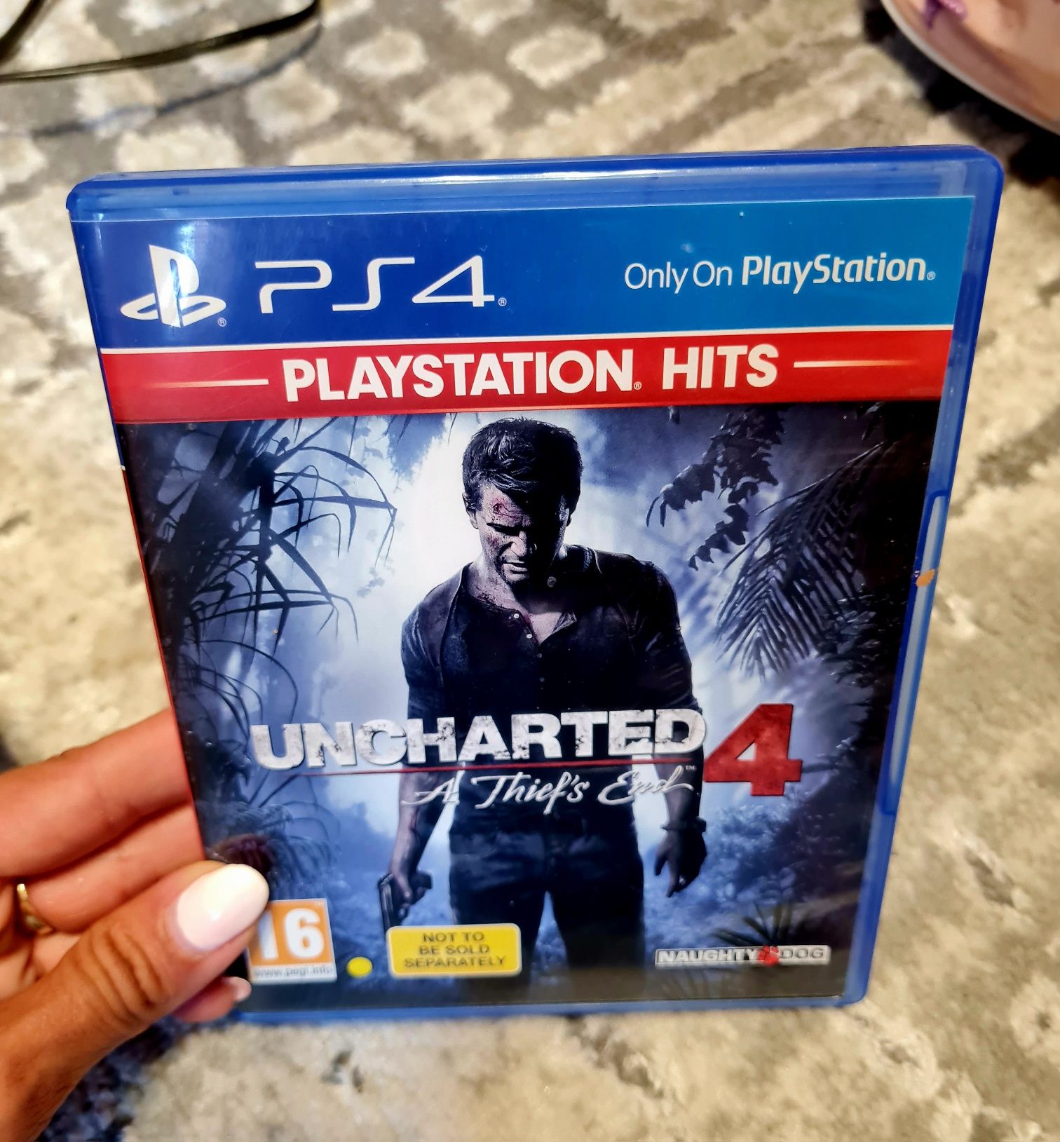 Play station 4 slim