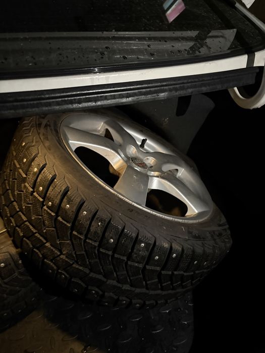 Продам отличную резину