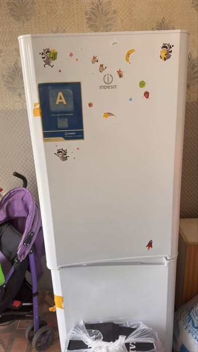 Продам холодильник за 10к