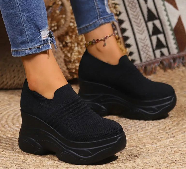 Pantofi noi mărime 37