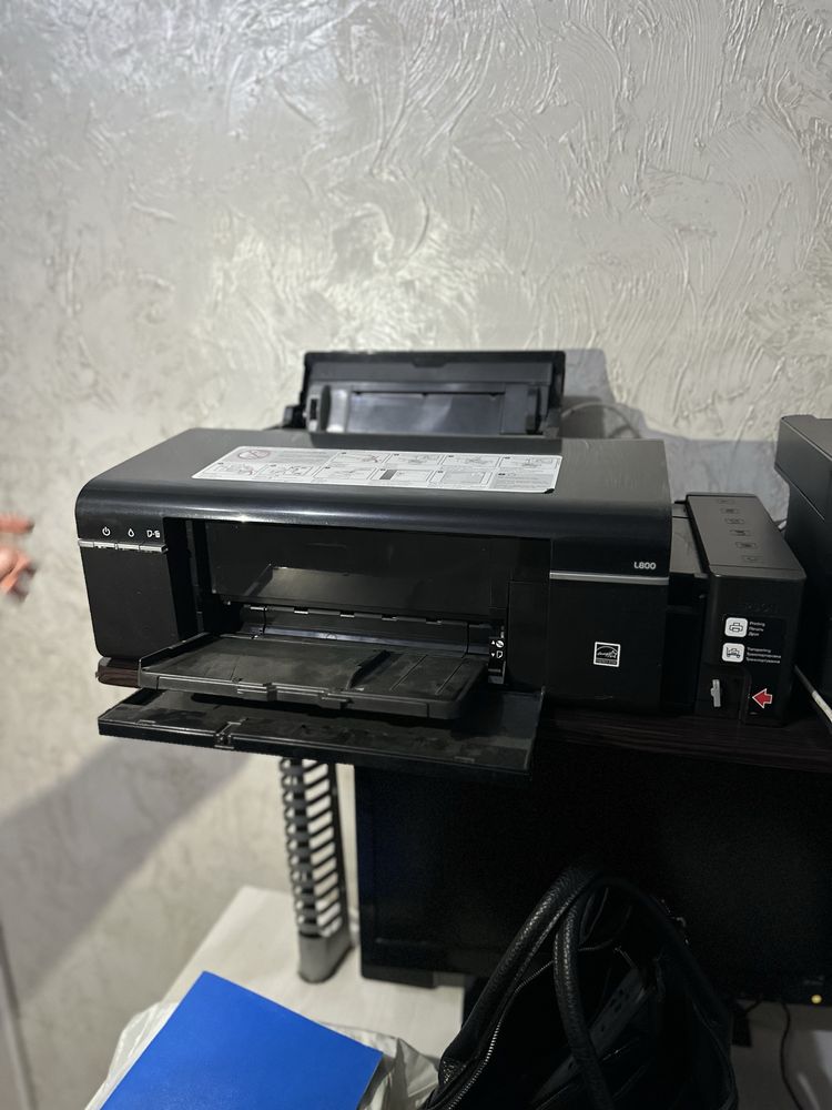 Продается enson L800 в б/у все рабоает