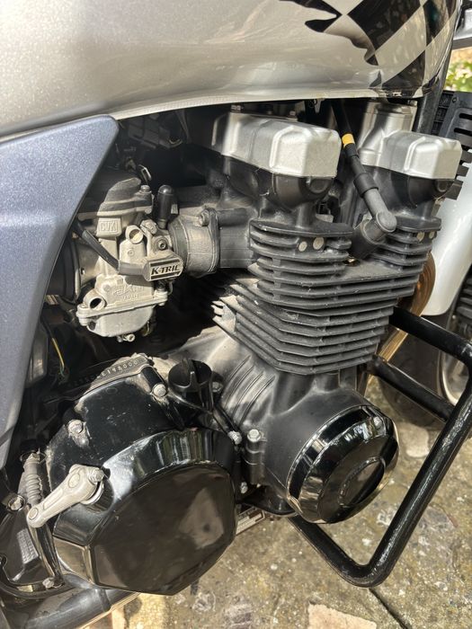 Vand Kawasaki ZR-7