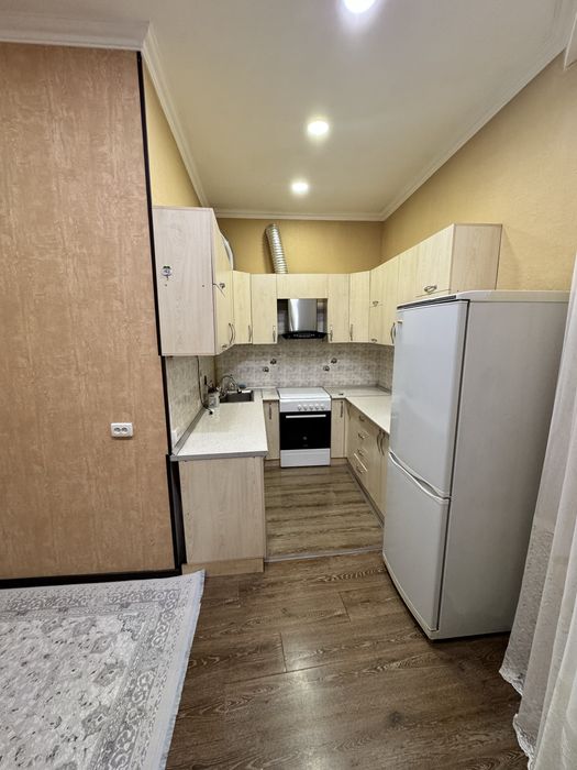 Сдам свою 4х комнатную квартиру на долгий срок