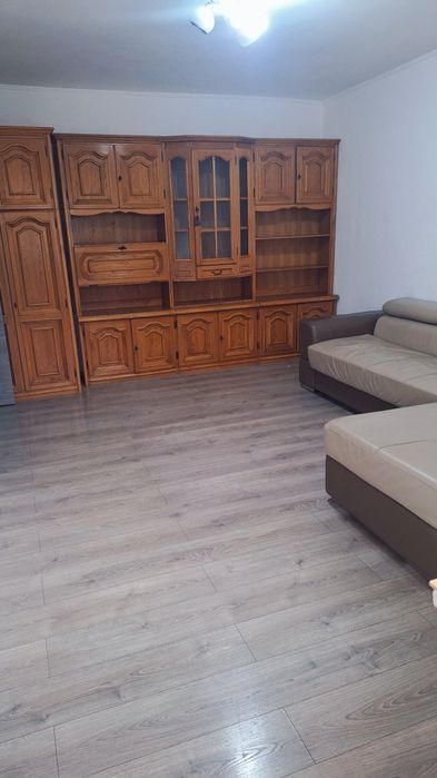 Garsoniera de închiriat Rm.Valcea