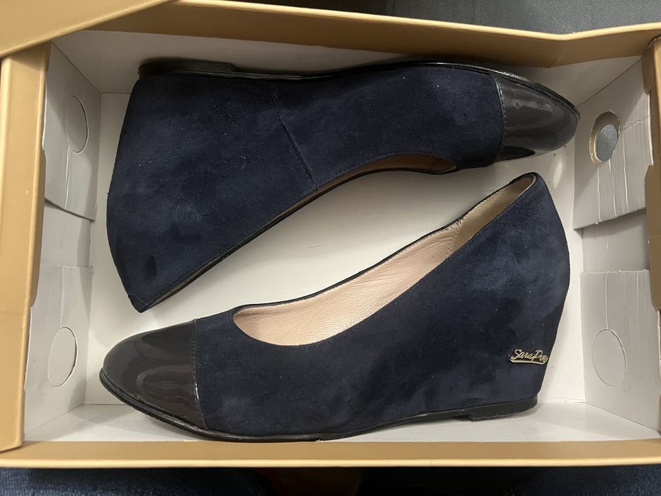 SaraPen велурени обувки на платформа