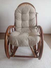Кресло-качалка из ротанга+матрас.Цена 139 000.