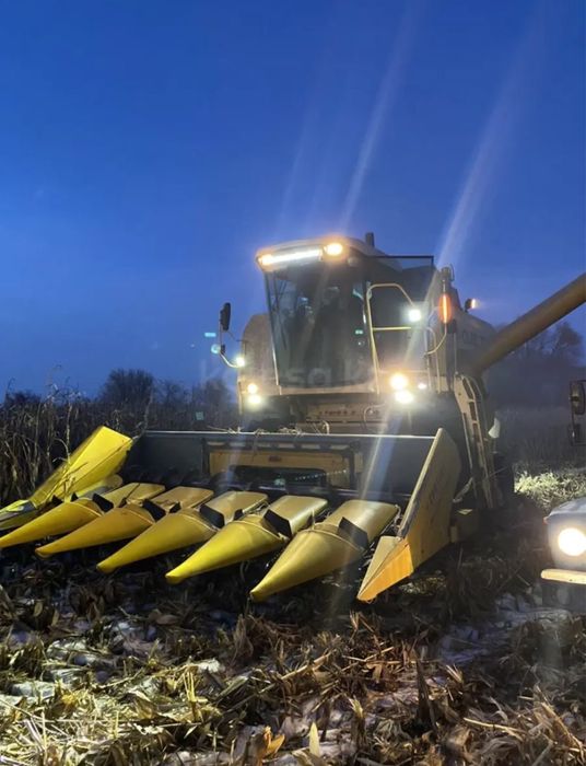 Продам кукурузную жатку