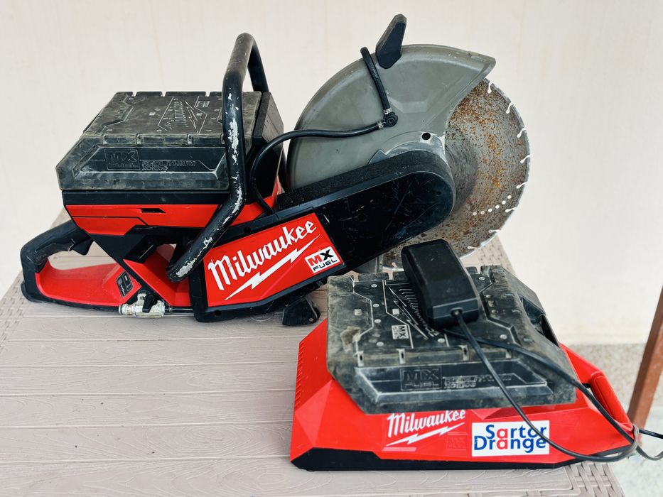 Drujba de taiat betonul pe acumulator Milwaukee mxf cos350