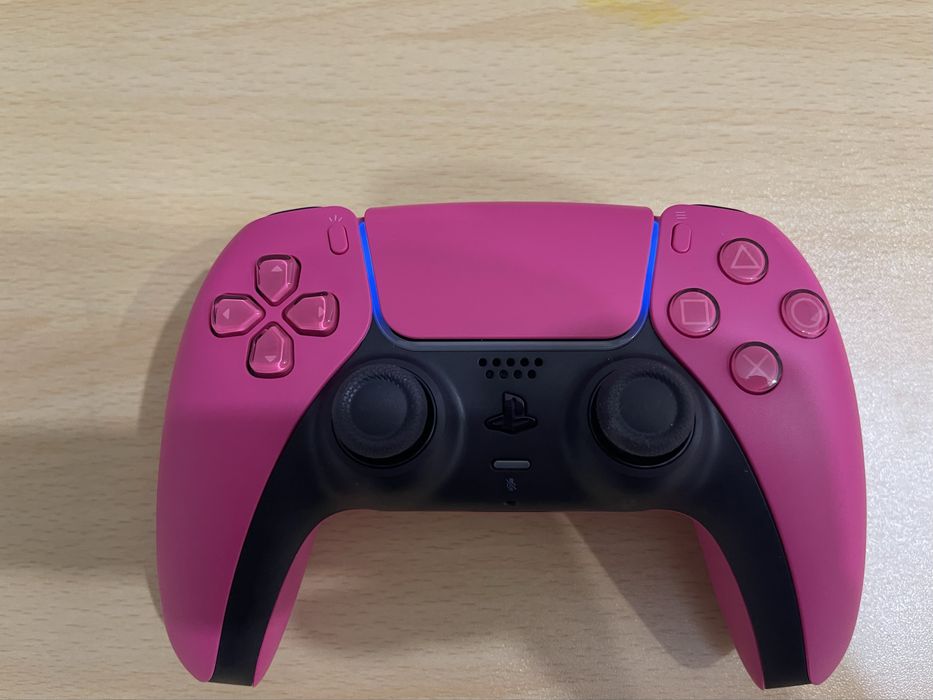 Продам оригинальный джостик на PS5