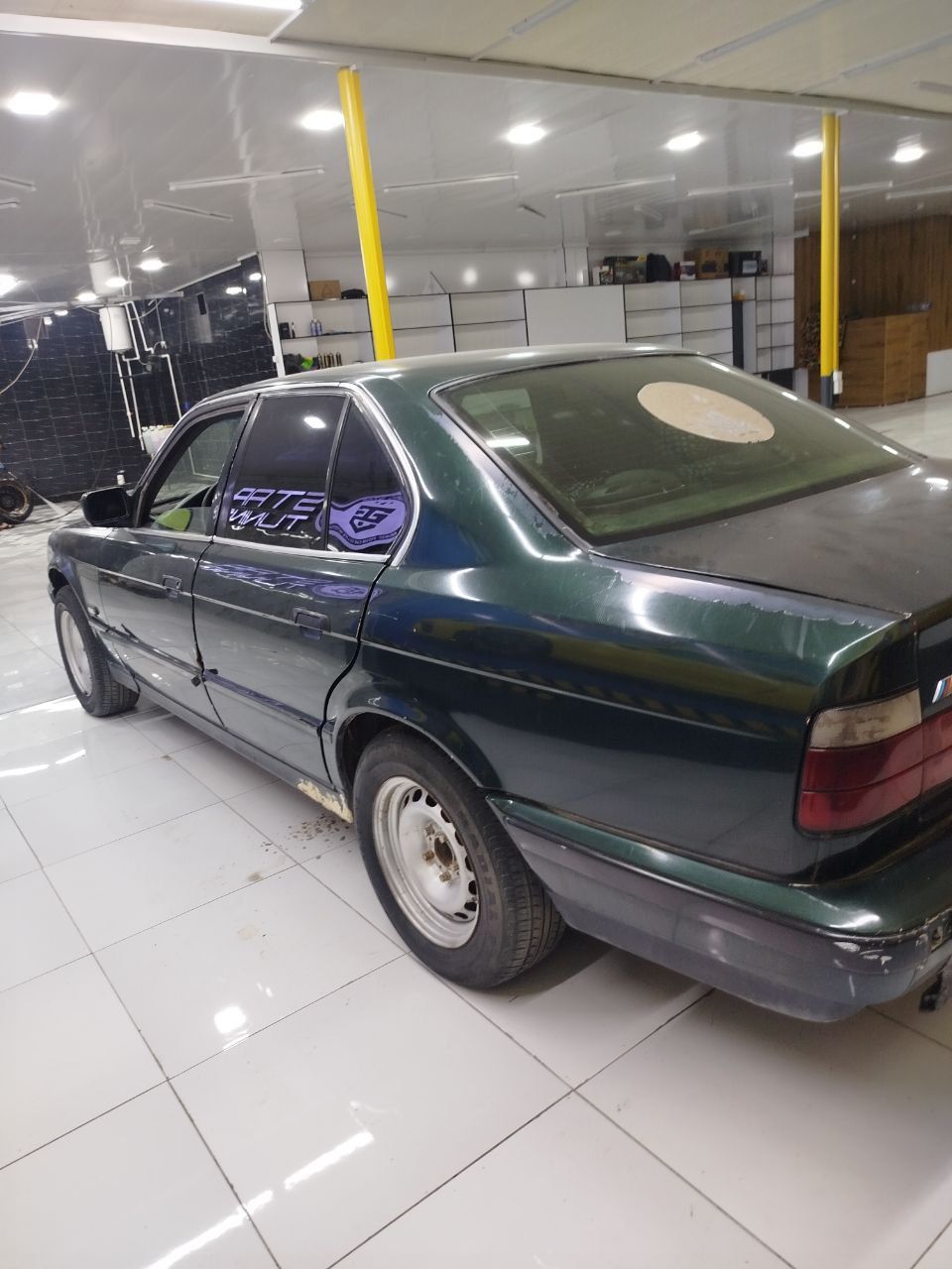 Сотилади Bmw  e34 ( 524 TD )