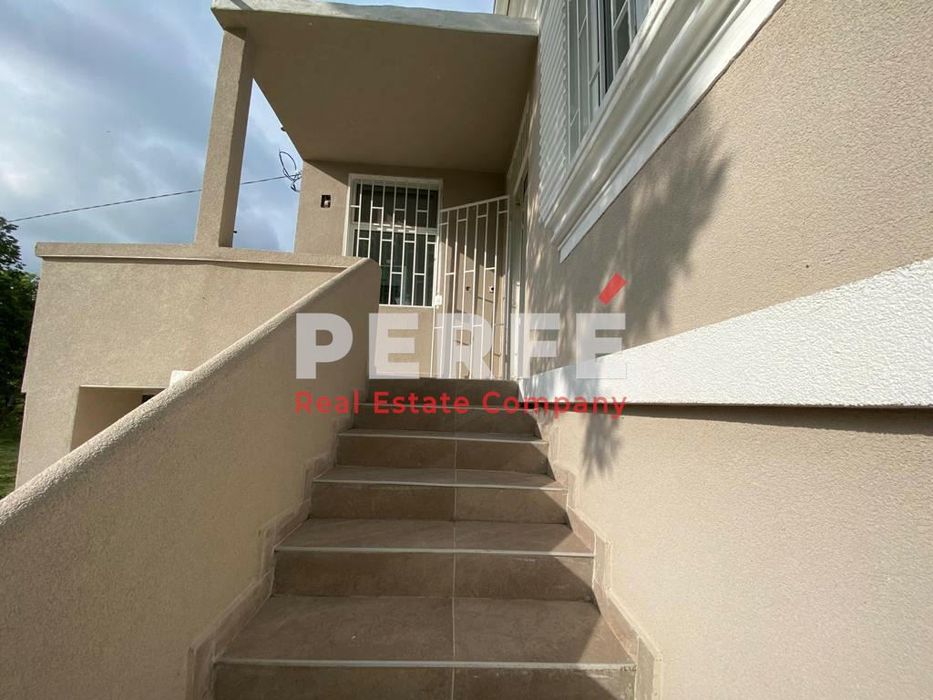 Къща в Бургас, област-с.Бата площ 120 цена 120000