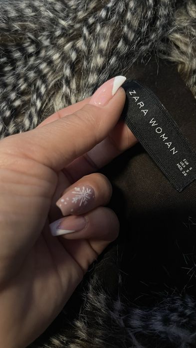 Прекрасен елек с косъм на Zara