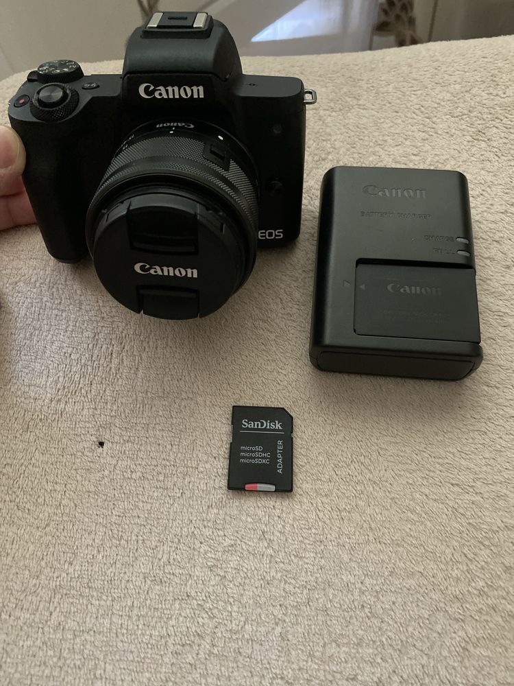 Canon M50 kit lens