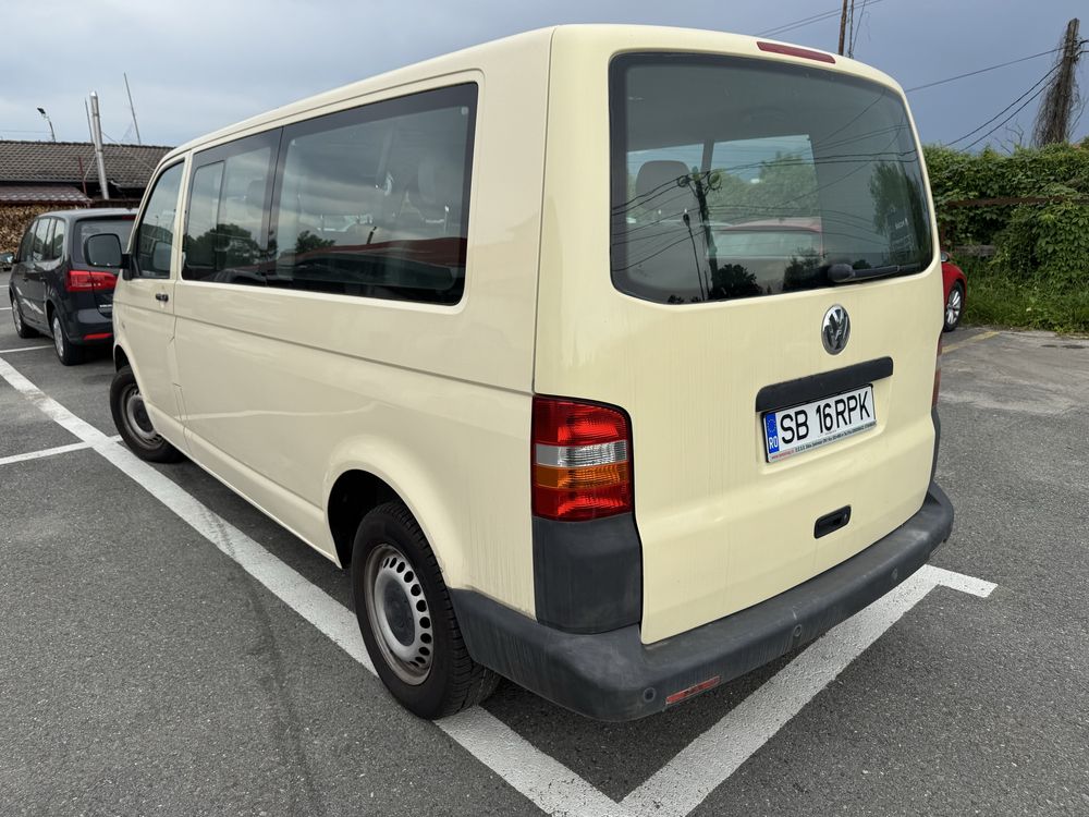 VW T5 AUTOMATIC 8+1 Transporter 2,5 TDI fabr 2008 stare perfecta