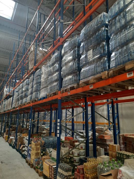 Stoc de rafturi profesionale