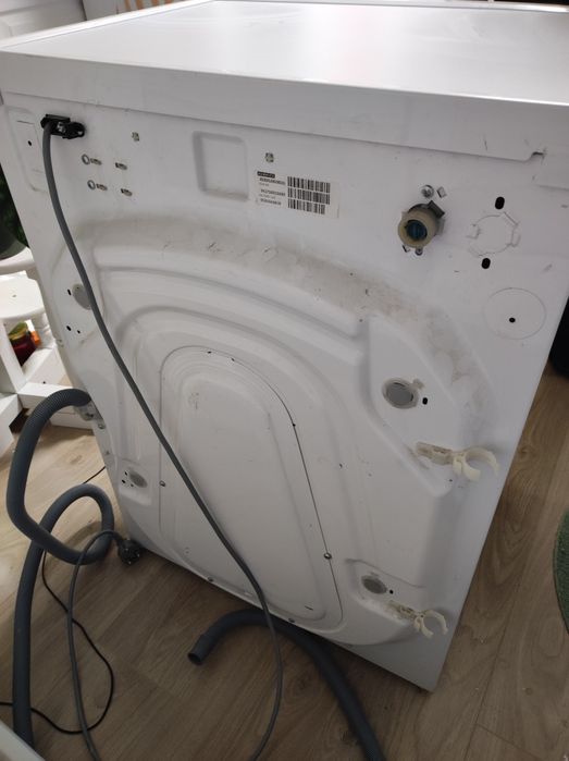 Пералня Bauknecht 1-6 kg A+++ 1400 оборота Slim, употребявана.