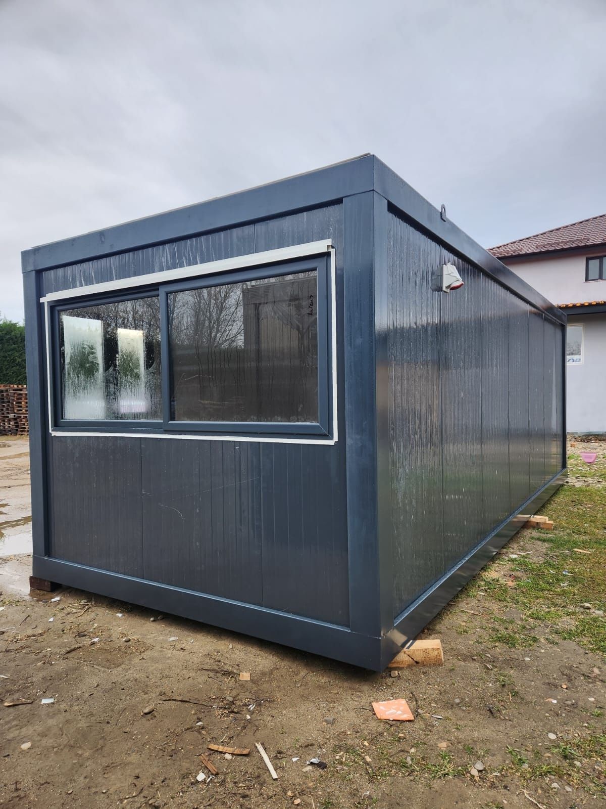 Vând Containere Modulare Birouri Magazine Fast-food cafenea sanitare