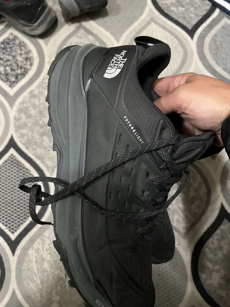 The north face  Vectiv exploris II  42,5-46 номер