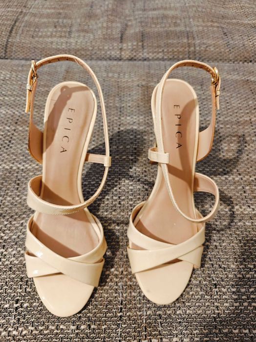 Sandale cu toc Epica