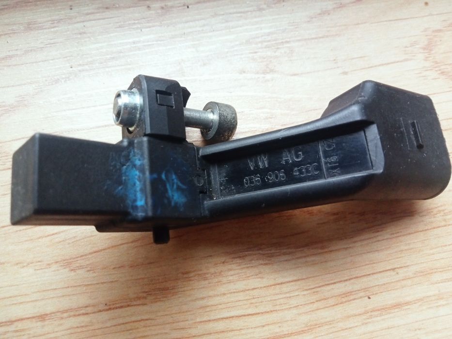 Senzor impulsuri arbore cotit 1.6 tdi