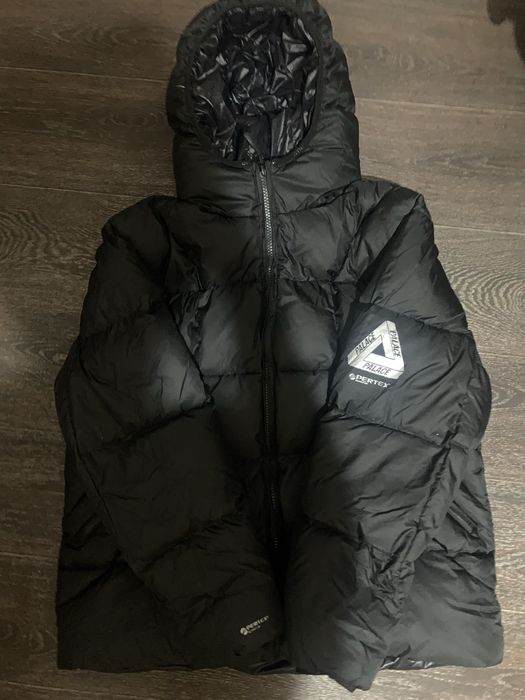 Пуховик Palace.