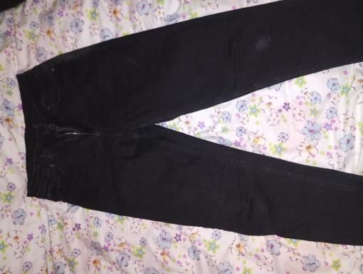 Vând hăinuțe bune