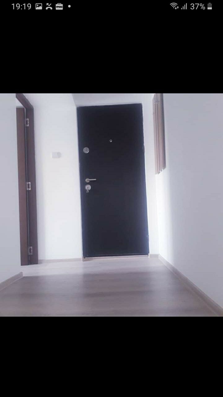 Închiriez apartament 2camere micro 5