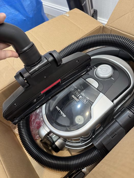 Продам пылесос Avalon