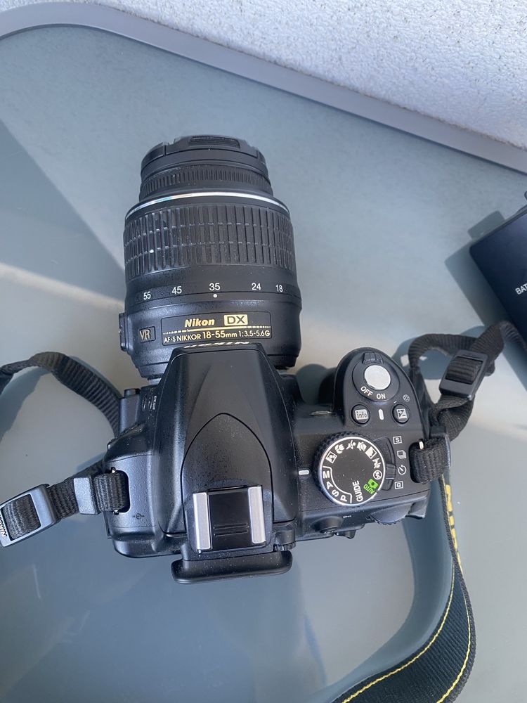 Aparat foto Nikon D3100