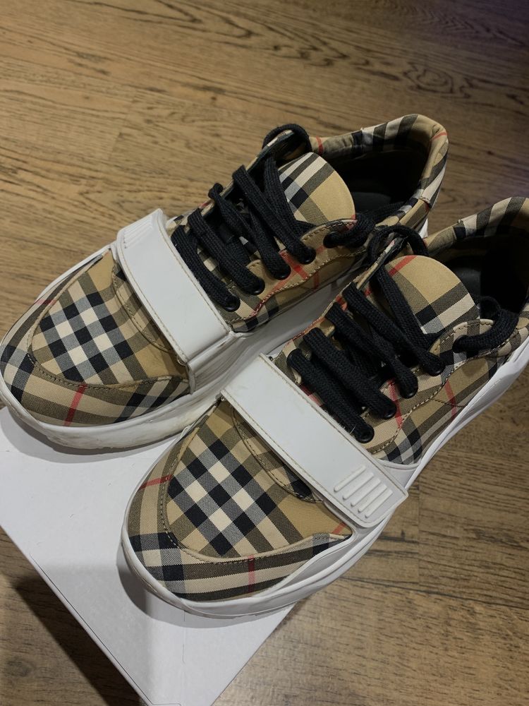 Sneakers Burberry