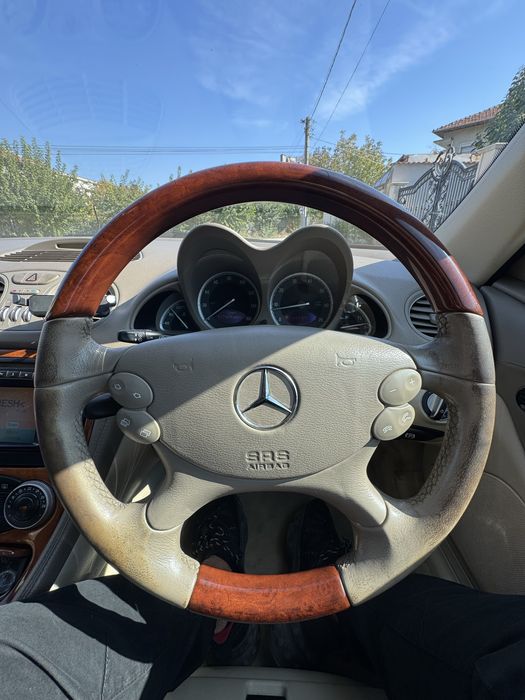 Mercedes-Benz SL 350 R230
