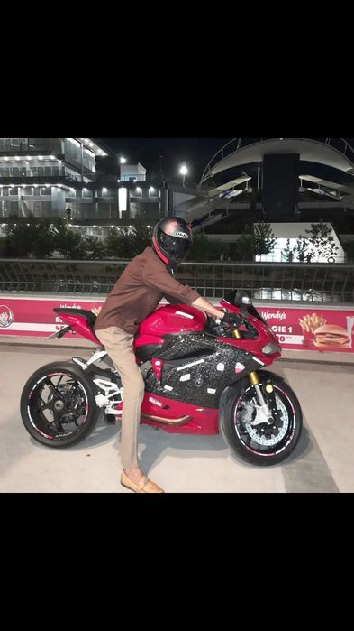 Продам срочно Ducati