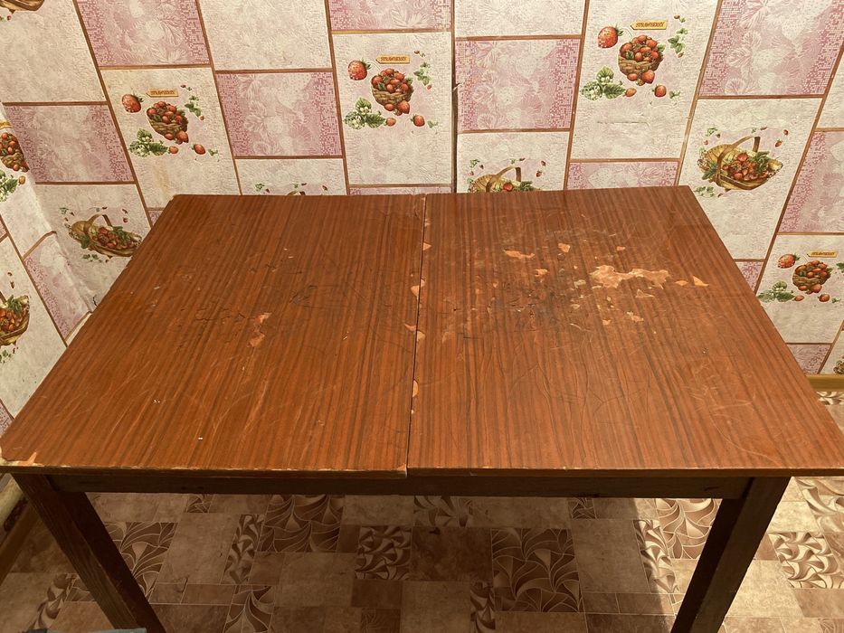 Продам СТОЛ овальный и квадратный