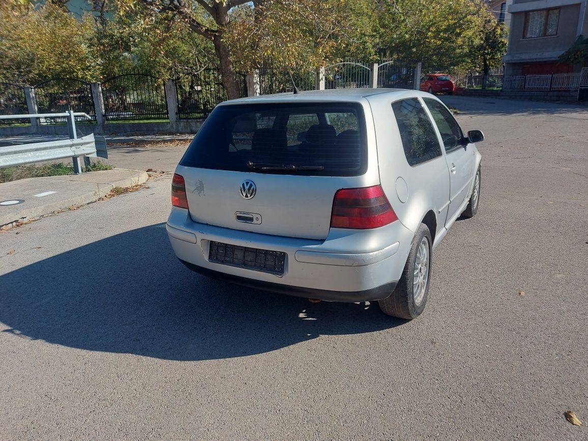 Фолксваген Голф 4 / VW Golf 4 1.9 tdi 110 НА ЧАСТИ