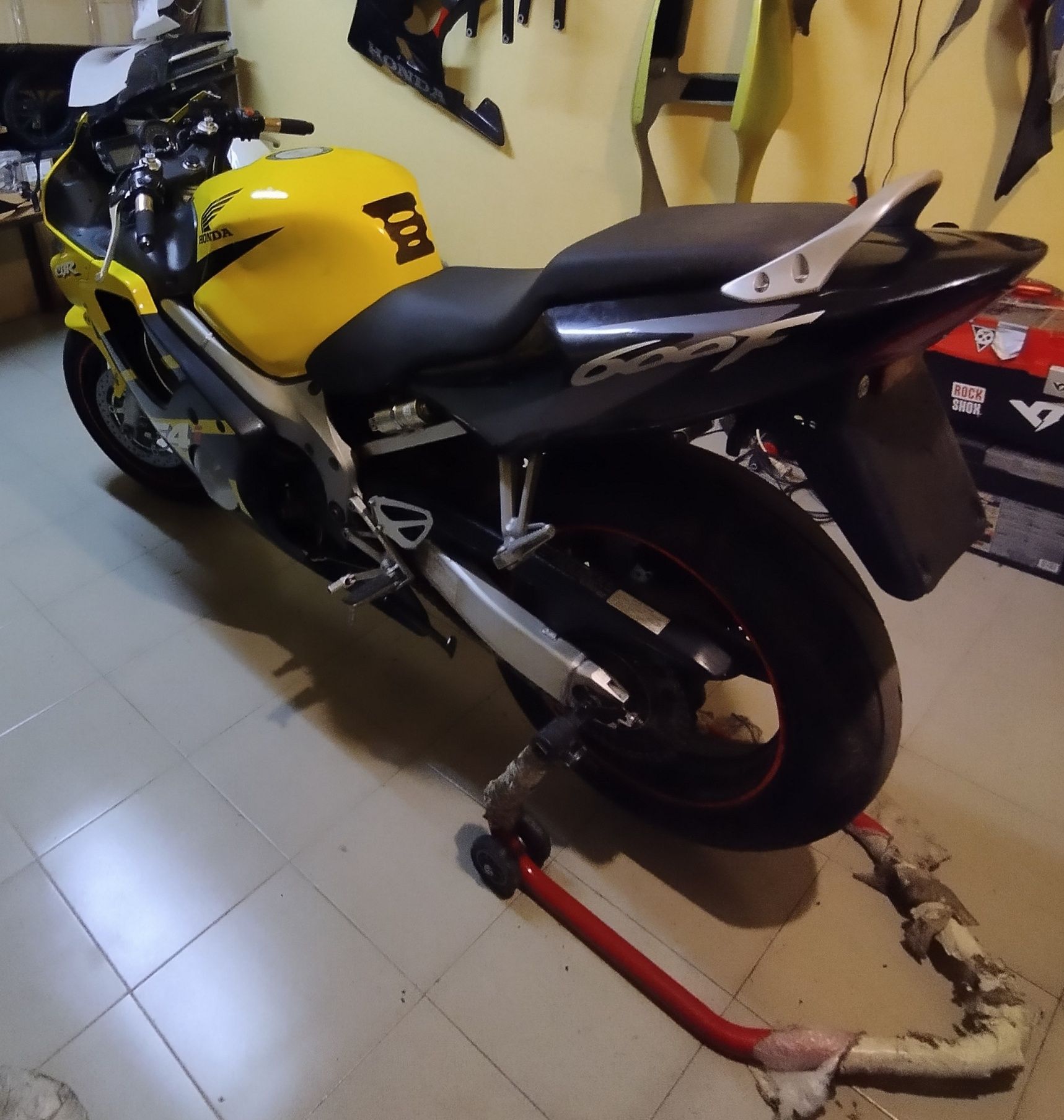 Honda CBR 600F4I