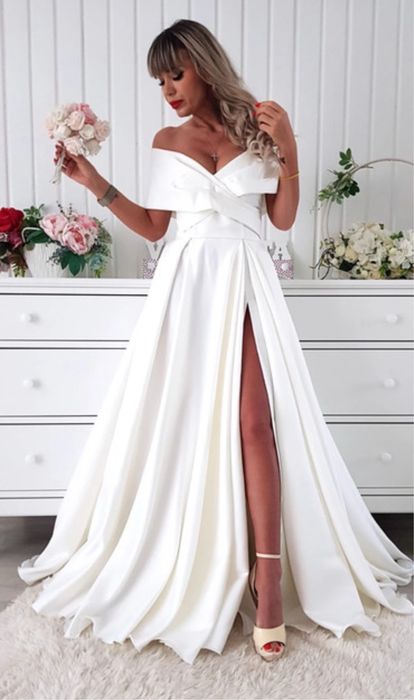 Rochie mireasa tafta