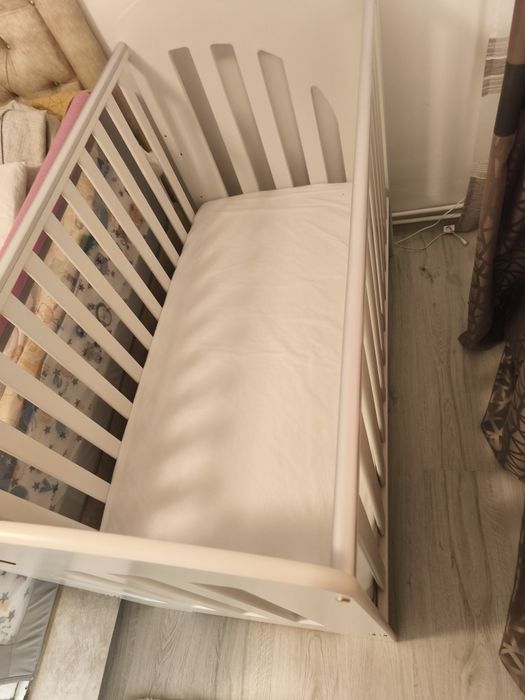 Pătuț bebe nefolosit de la Ideal Bebe