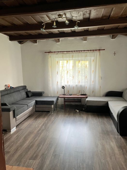 Casă de vânzare în Șinteu – 3 camere, 121 mp, teren 50 ari