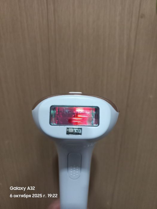 Фотоэпилятор Philips SC1997/00