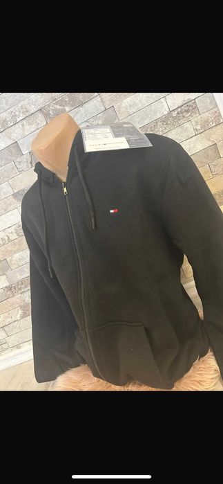 hanorac tommy hilfiger model 2025