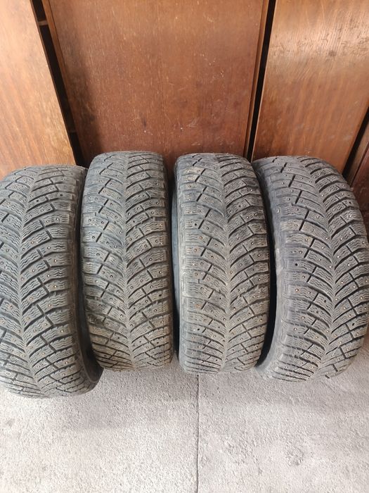 Продам зимние шины
