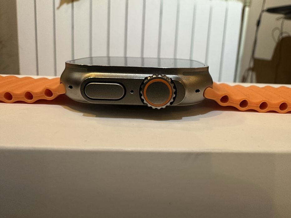 Apple Watch Ultra 2 49mm, Titanium Case