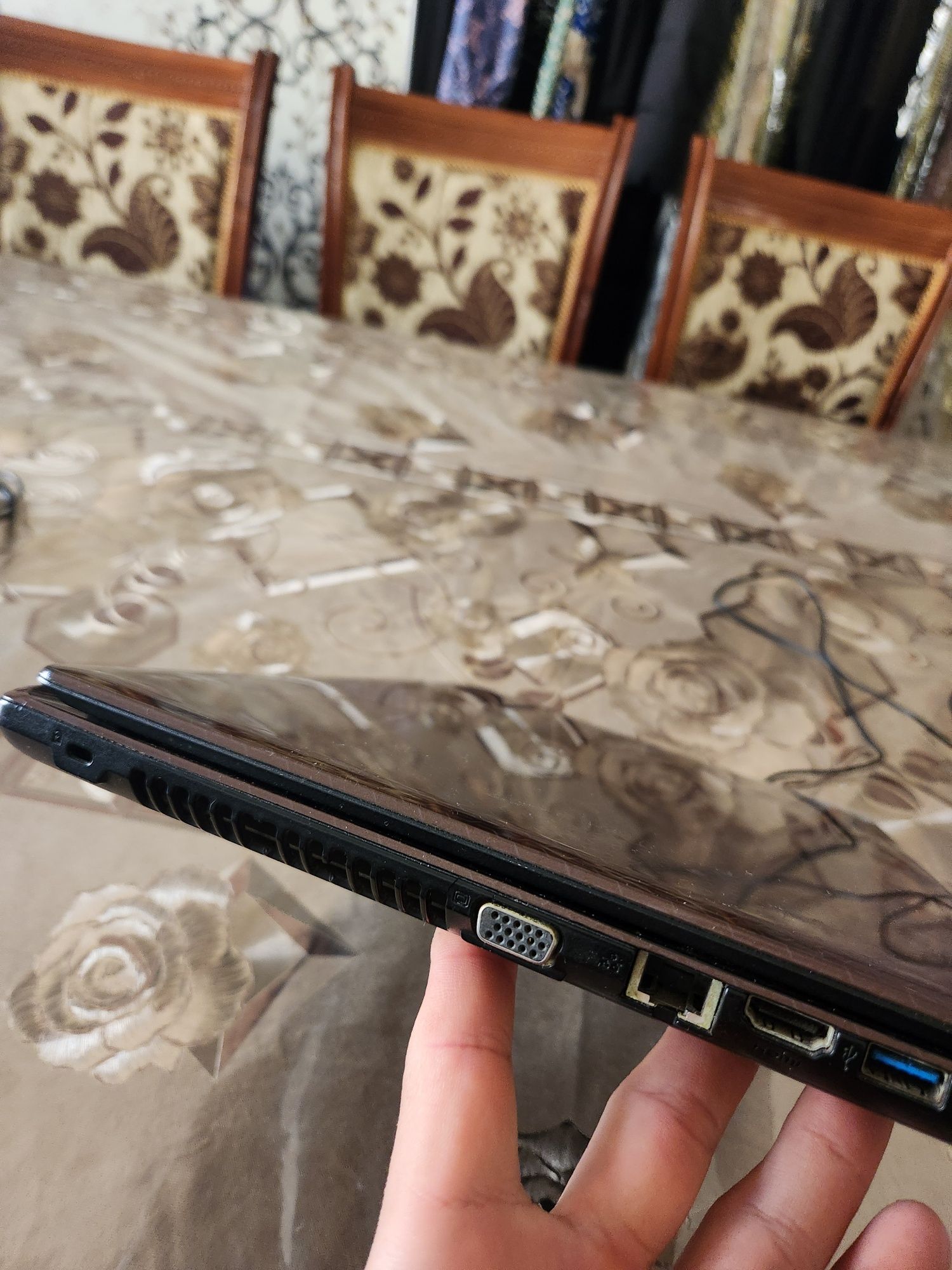 Komputer Acer noutbuk 1 TB