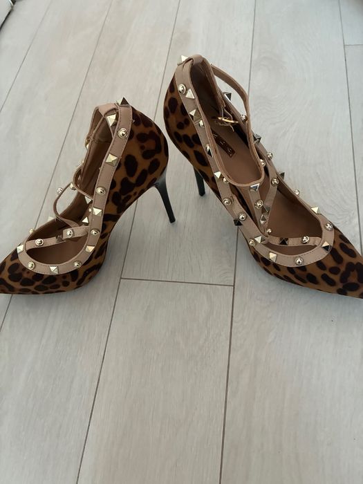 Дамски обувки  нови