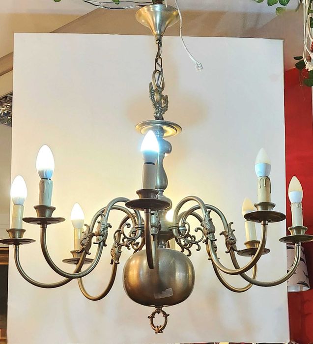 Голям метален полилей с 8 рамена в цвят старо сребро